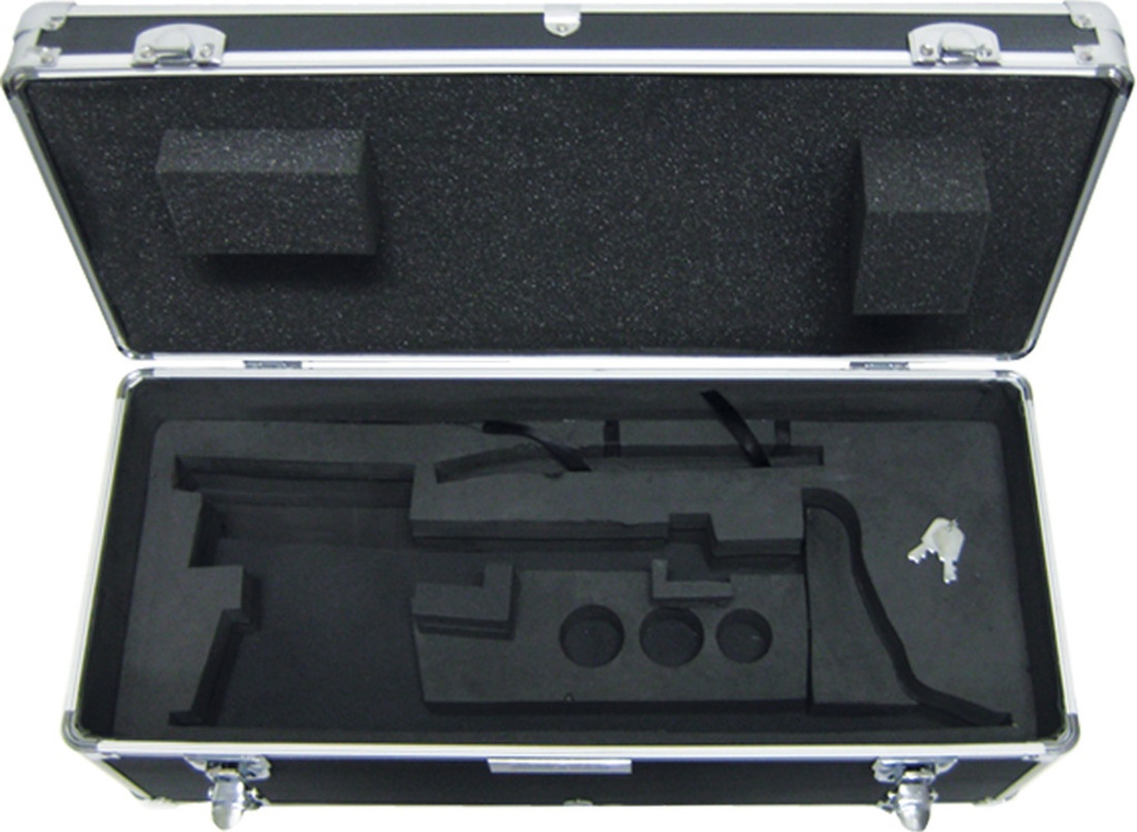 Hard carrying case with lock